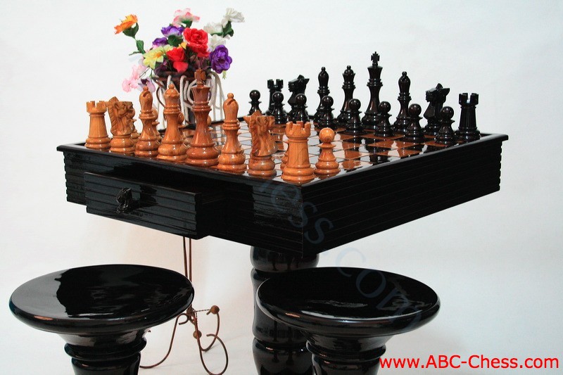 outdoor_wood_chess_table_01.jpg