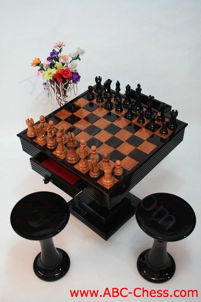 outdoor_wood_chess_table_11.jpg