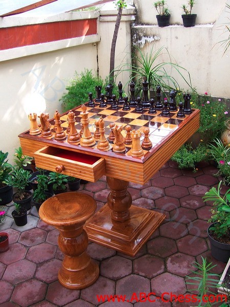 patio_wood_chess_table_02.jpg