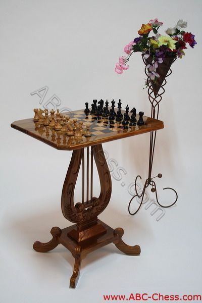 wooden_chess_table_harp_01.jpg