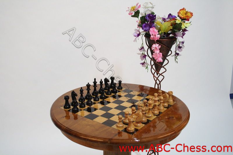 wooden_chess_table_swan_02.jpg